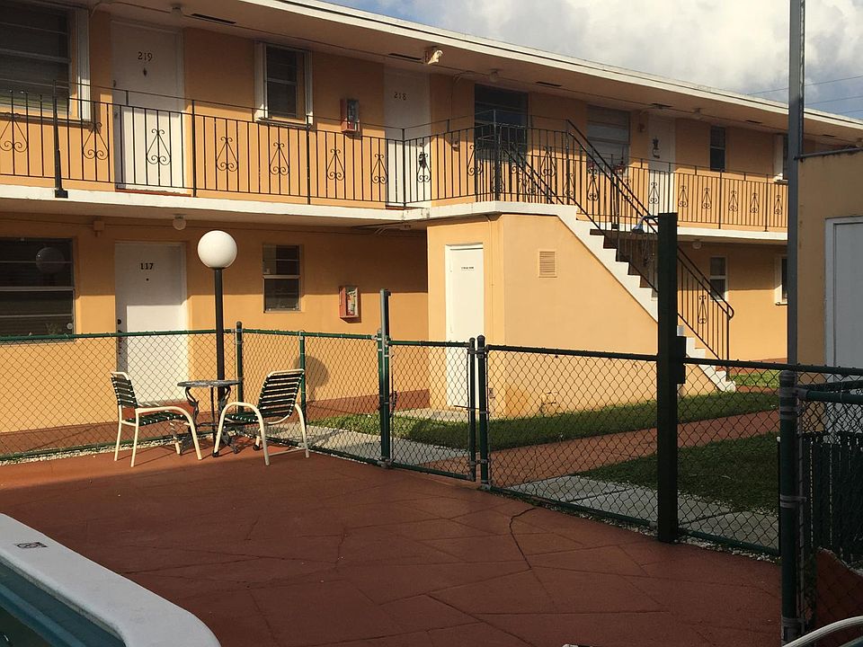 1st image of 118-3800 SW 102nd Pl #118