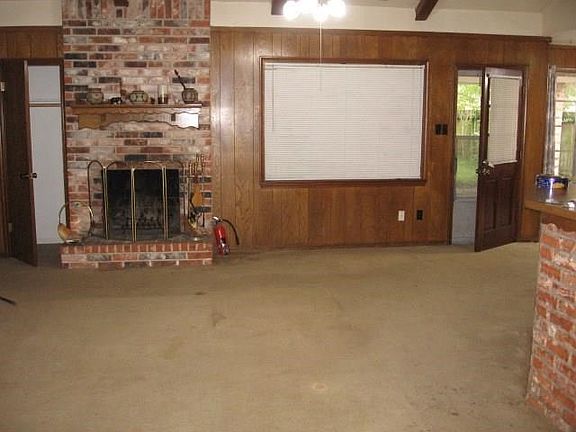 3rd image of 16334 Autumn Wind Dr