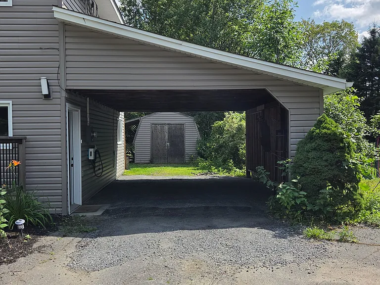 11 West Rd — Photo 26