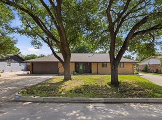 6812 Treehaven Rd, Fort Worth, TX 76116