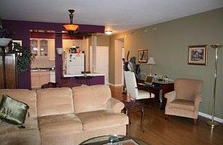 5th image of 6815 N Milwaukee Ave APT 704