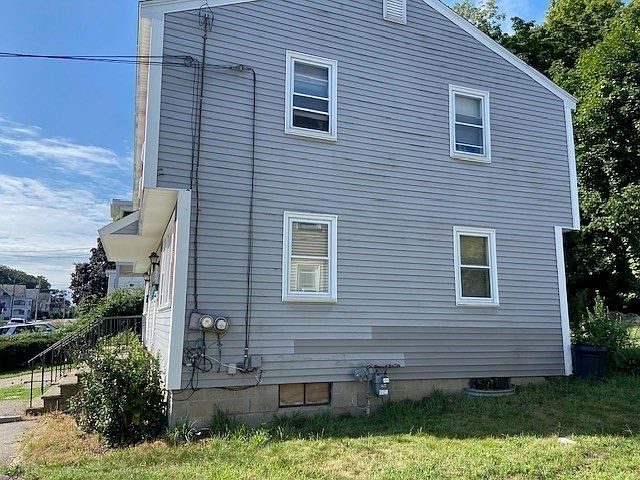 2nd image of 341 341/343 Stevens St