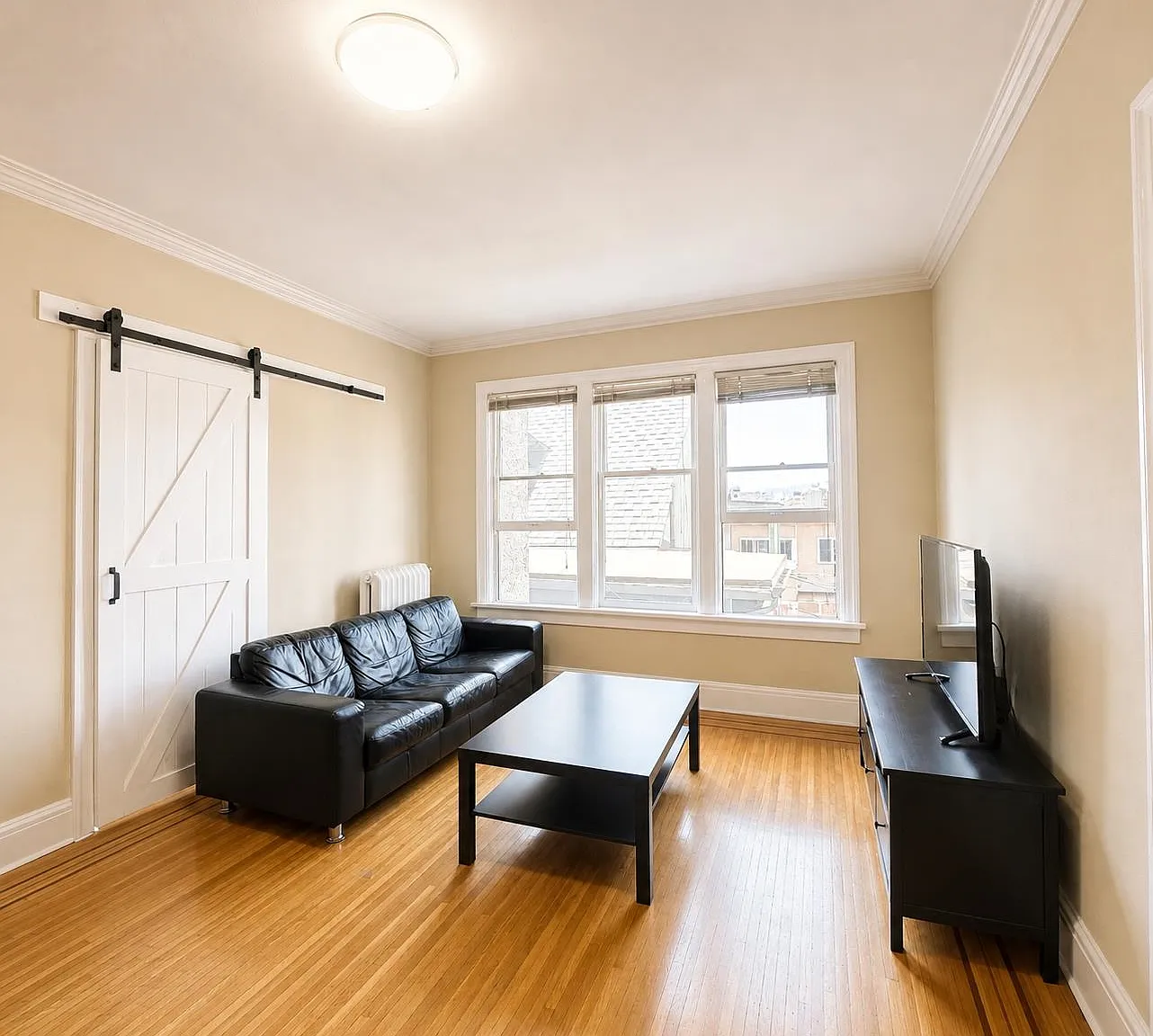 1 bed, 580 sqft, $2,750 — Photo 3