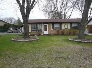 13208 Forestview Ln, Crestwood, IL 60445