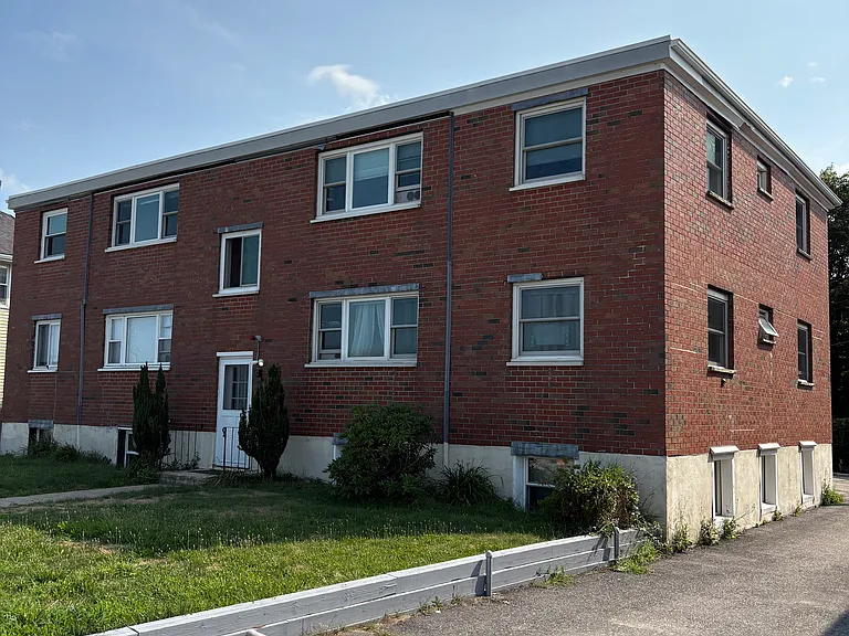 623 Quincy Shore Dr #2 — Photo 1