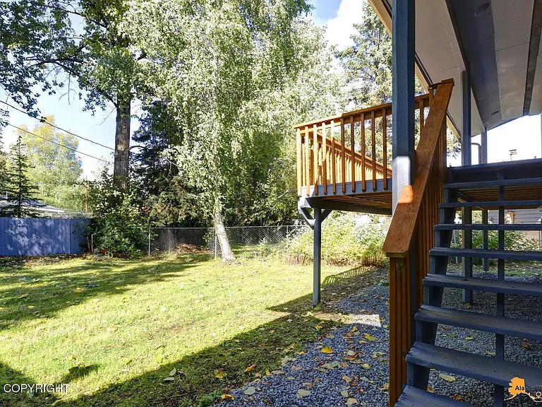 5533 Penn Cir — Photo 34