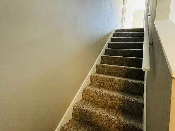 3rd image of 5611 Gregory Ct #1