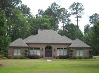 4394 Forest Lake Dr W, Tifton, GA 31794