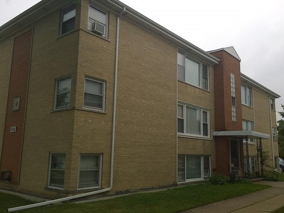 2nd image of 9106 N Cumberland Ave APT 2E