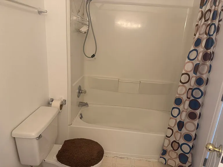 2155 Meadow Ct — Photo 10