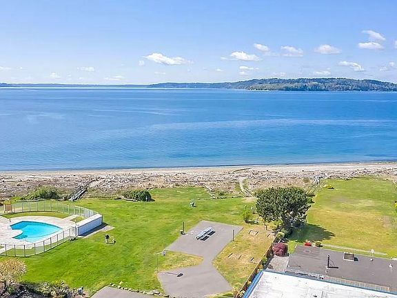 4th image of 22975 Marine View Dr S #C102