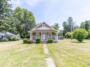902 Sibley Rd, Toledo, OH 43615