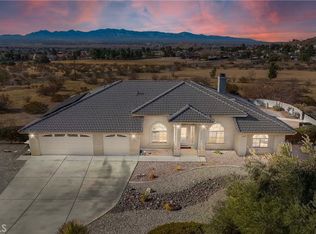 16676 Arcata Rd, Apple Valley, CA 92307