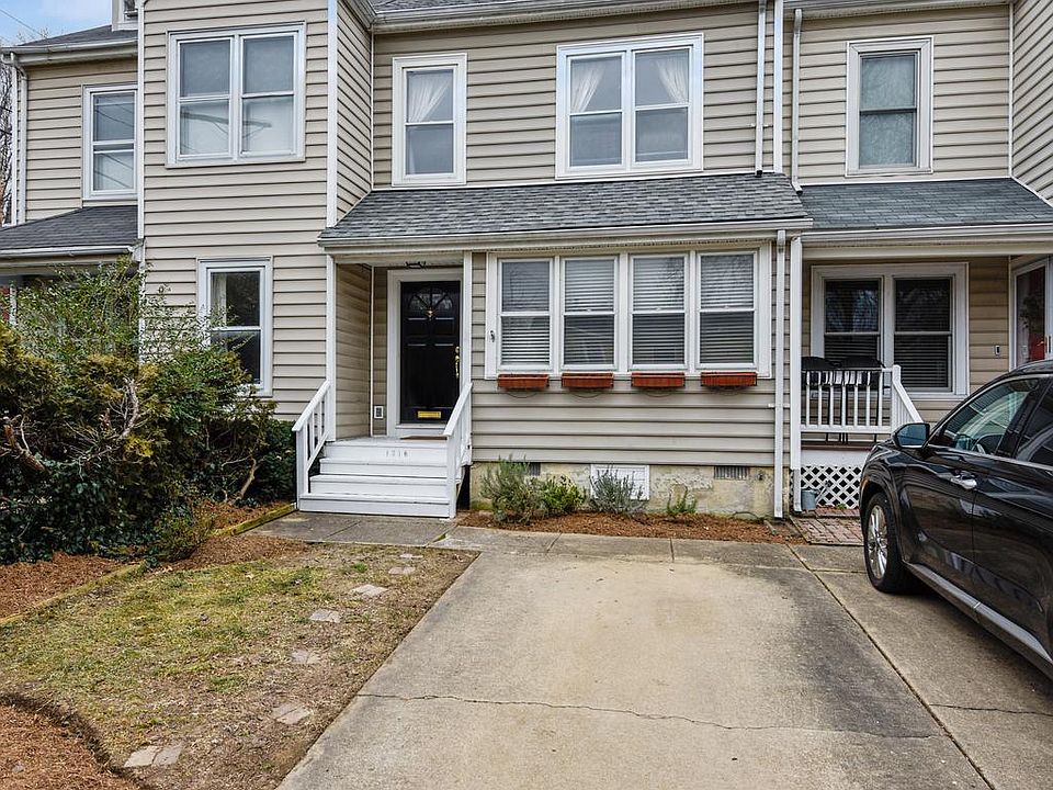 1st image of 1316 Dewitt Ave