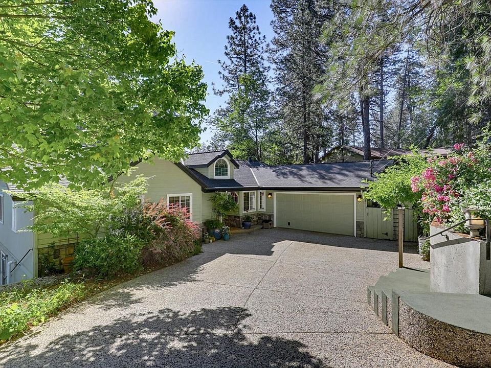 1st image of 21349 Leslie Dr
