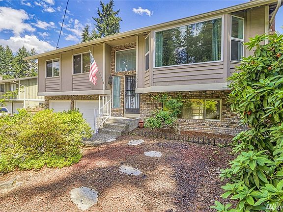 2nd image of 14709 118th Avenue Ct E