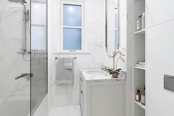 Sold by Sotheby's International Realty | media 14