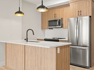 4775 Walker Rd #309, Windsor, ON N9G0E3