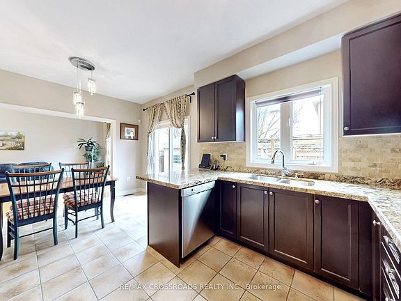5th image of 39 Pantano Dr