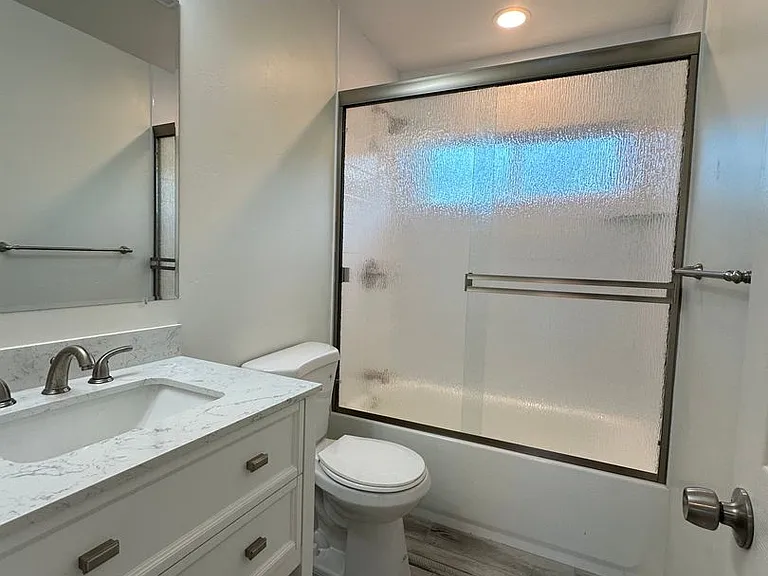 Egan Street Triplex — Photo 11