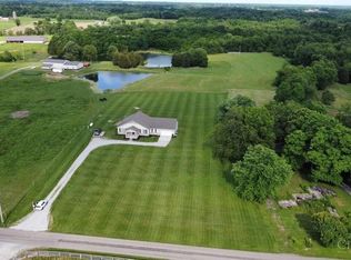 10826 Fairview Rd, Bennington, IN 47011