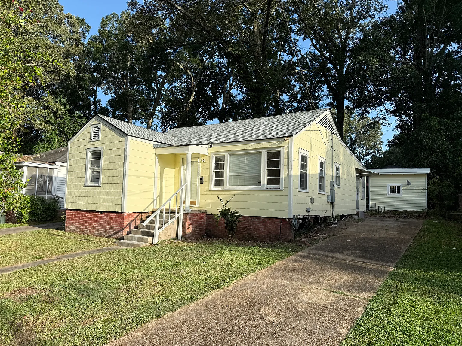 4 bed, 1382 sqft, $1,200 — Photo 4