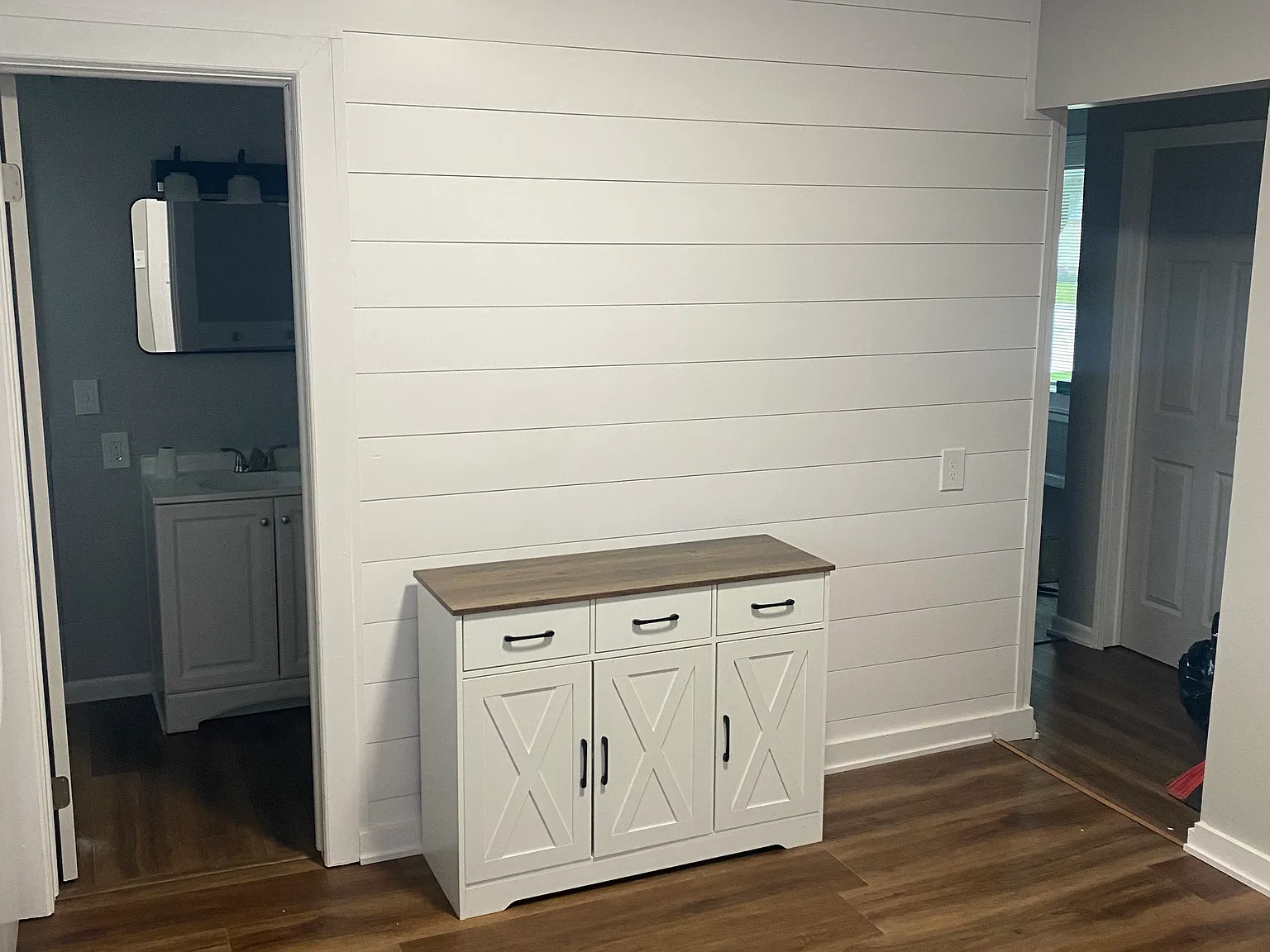 2 bed, 900 sqft, $1,100 — Photo 3