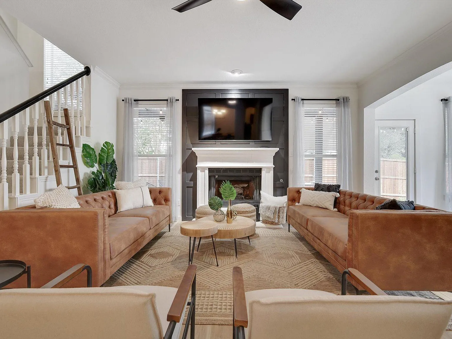 6 bed, 2932 sqft, $16,000 — Photo 2
