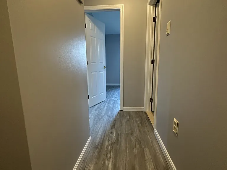 10 King Henry Cir #10 — Photo 10