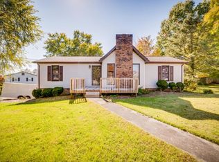 3401 Whitehall Dr, Johnson City, TN 37604