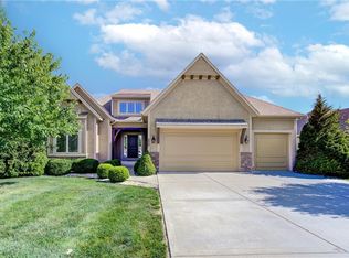 2660 SW 9th Ter, Lees Summit, MO 64081