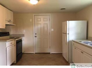 1000 Washington Ave #B, La Plata, MD 20646