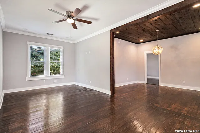 3 bed, 2.0 bath, 1403 sqft, $1,595 — Photo 4