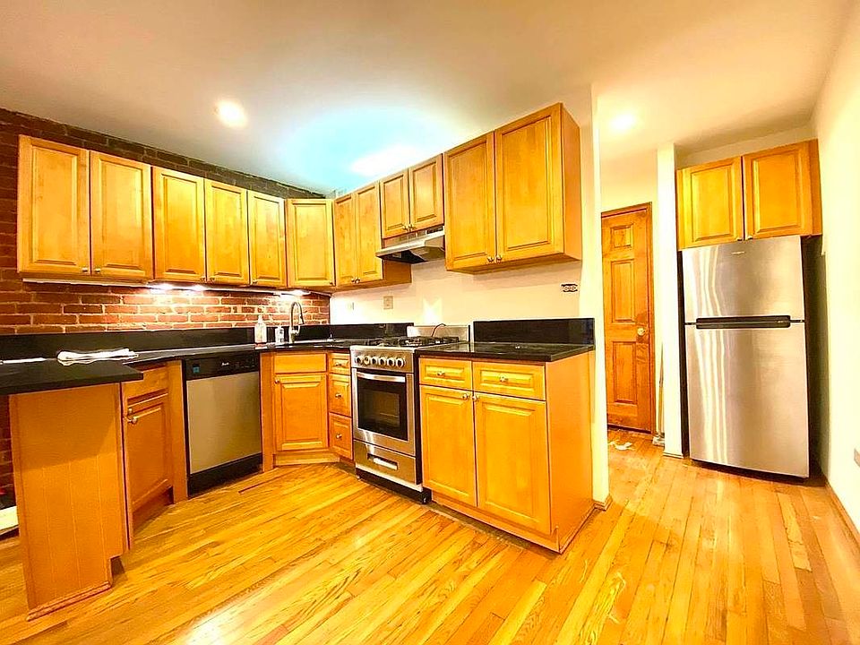 1st image of 132 W 74th St #A1