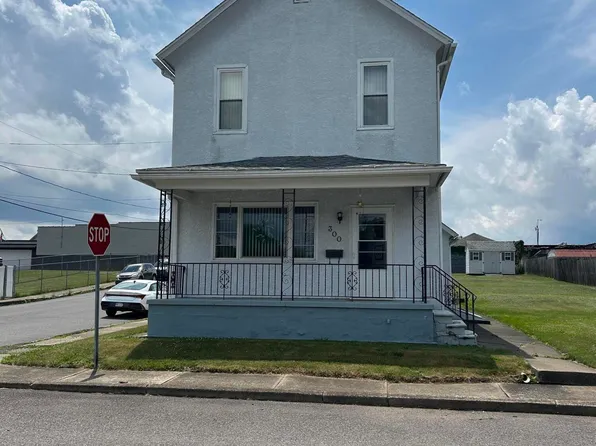 300 Charles St, Old Forge, PA 18518