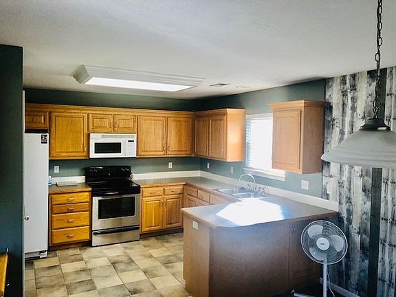 2nd image of 2515 Oakmeadows Dr #1