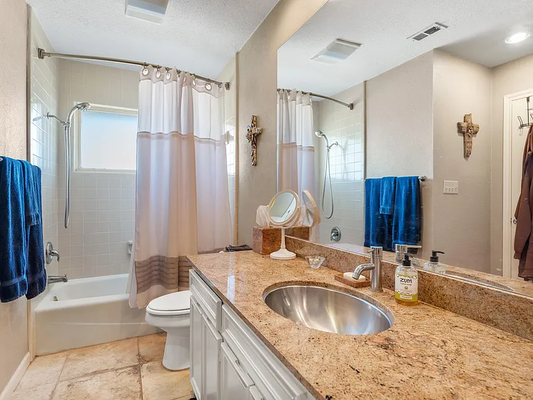 604 Rolling Green Dr — Photo 31