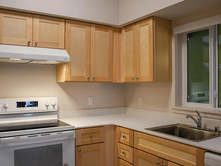 Kirkland Heights Apartments — Photo 69