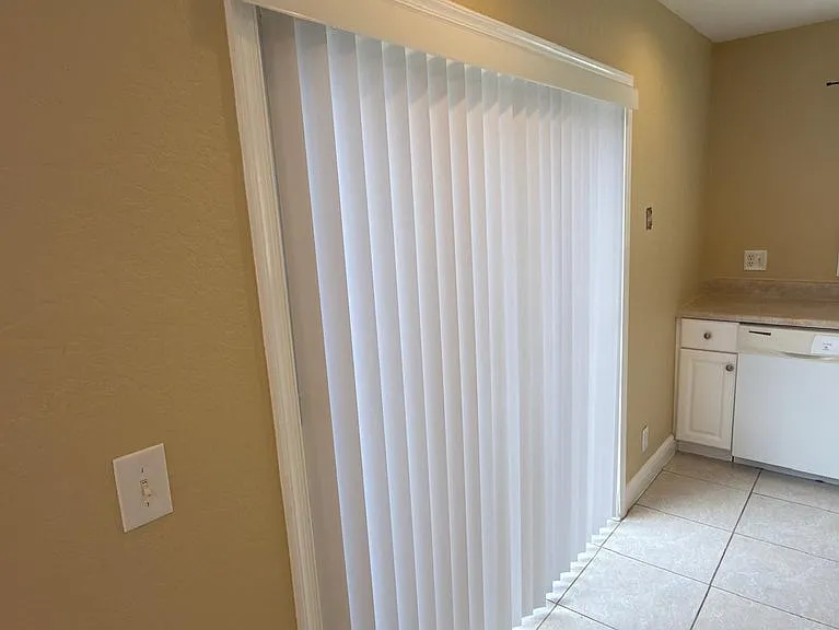 13769 Yarmouth Dr — Photo 27