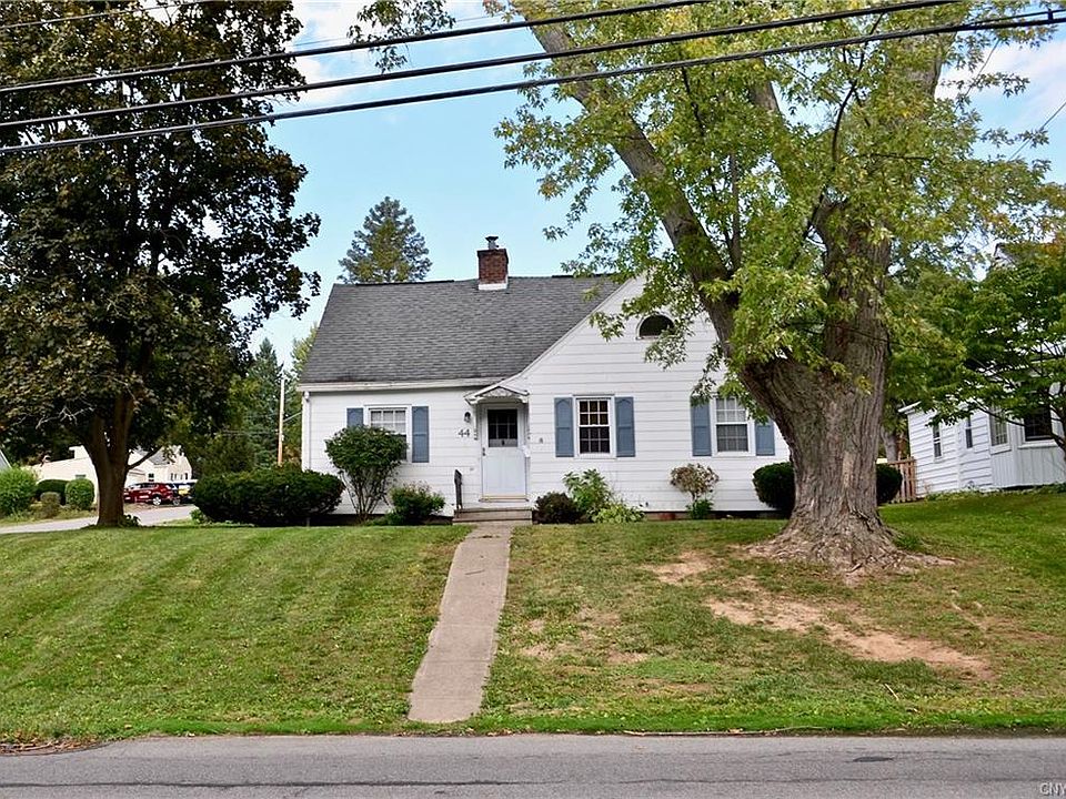 1st image of 44 W Oneida St
