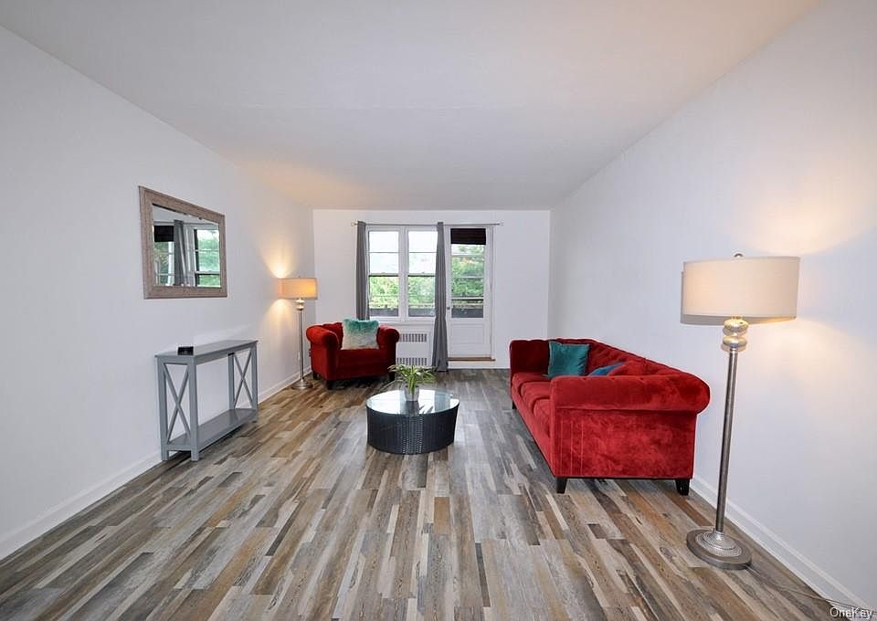 1st image of 315 King St APT 1F