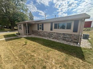 207 E North St, North Webster, IN 46555