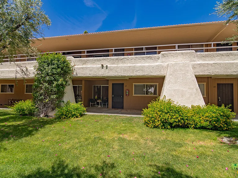 550 N Villa Ct #114 — Photo 11