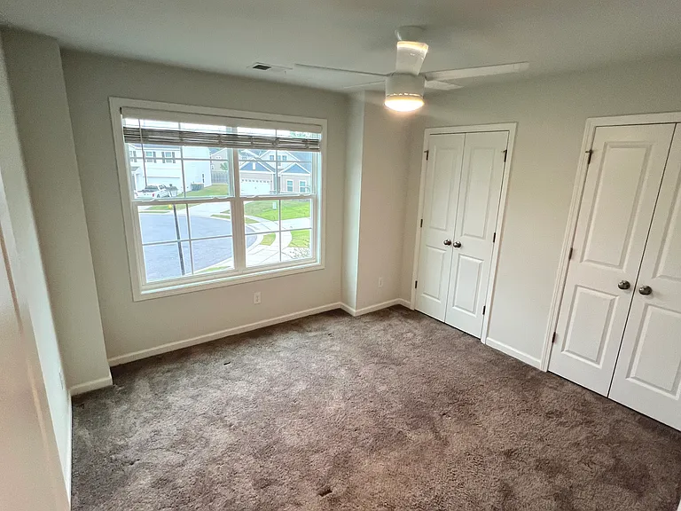 108 Horncastle Ct — Photo 36