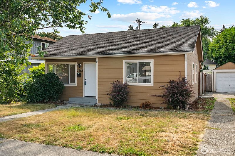 2nd image of 3842 E K Street