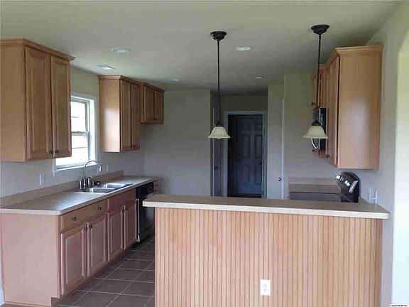 2nd image of 418 Summer Cove Cir NW