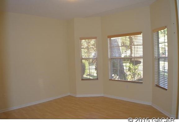 Officeseperate living space