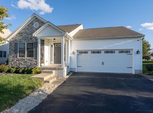 3130 Weeping Spruce Dr, Grove City, OH 43123
