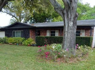 85 Lake Judy Lee Dr, Largo, FL 33771