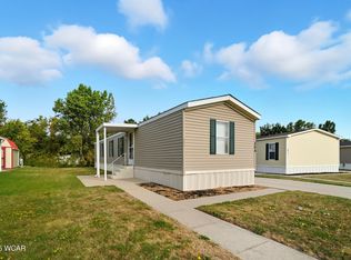 304 Pinewood Cir, Lima, OH 45804